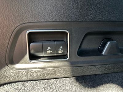 2022 Mercedes-Benz GLS - Photo 34