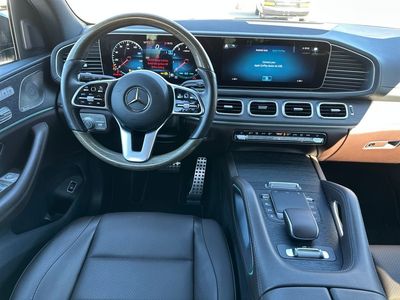 2022 Mercedes-Benz GLS - Photo 2