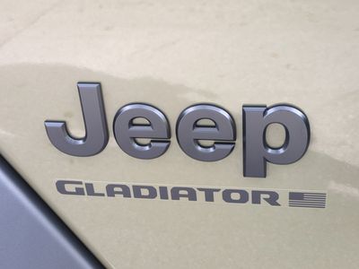 2026 Jeep Gladiator — photo 15 view