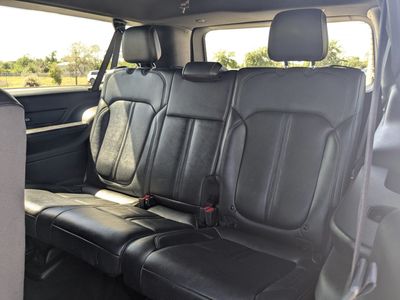 2023 Jeep Wagoneer L - Photo 19