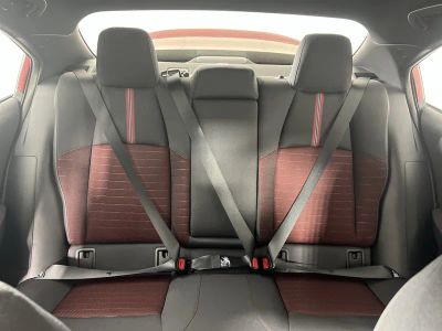 2023 Toyota Corolla — photo 32 view
