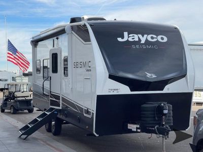 2026 Jayco Seismic - Photo 3