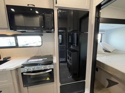 2026 Jayco Seismic - Photo 25