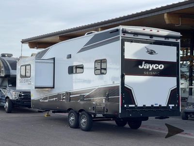 2026 Jayco Seismic - Photo 11