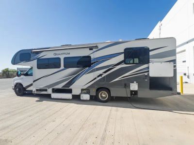 2024 Thor Motor Coach QUANTUM — photo 25 view