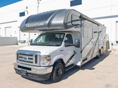 2024 Thor Motor Coach QUANTUM — photo 33 view