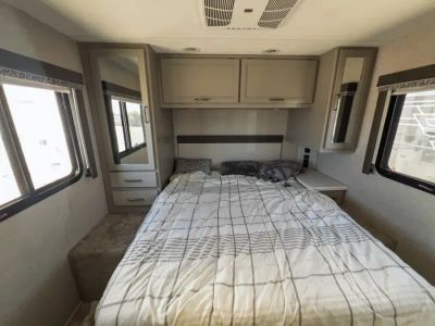 2024 Thor Motor Coach QUANTUM — photo 17 view