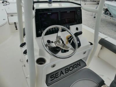 2023 Sea Born FX24 Bay — photo 10 view
