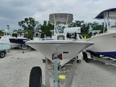 2023 Sea Born FX24 Bay — side profile view