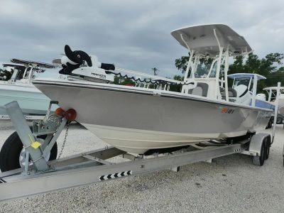 2023 Sea Born FX24 Bay — rear three-quarter view