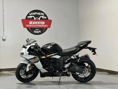 2026 Kawasaki Ninja ZX-6R - Photo 9