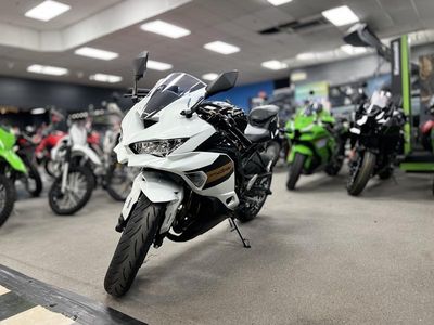 2026 Kawasaki Ninja ZX-4RR ABS - Photo 2