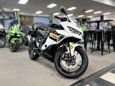 2026 Kawasaki Ninja ZX-4RR ABS - Photo 1