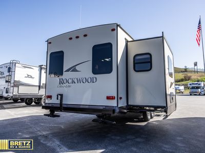 2014 Forest River RV Rockwood Ultra Lite - Photo 9
