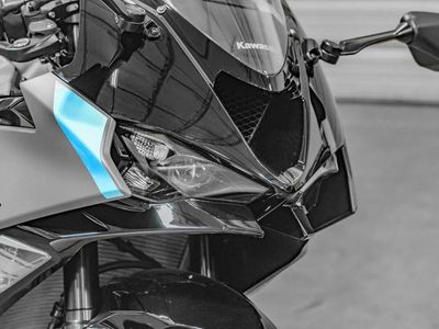 2025 Kawasaki Ninja ZX-6R - Photo 14