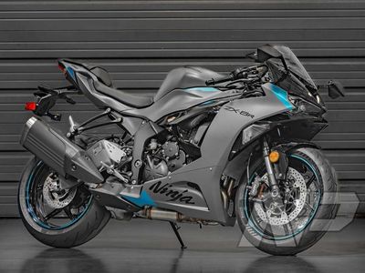 2025 Kawasaki Ninja ZX-6R - Photo 1