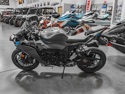 2025 Kawasaki Ninja ZX-6R - Photo 6