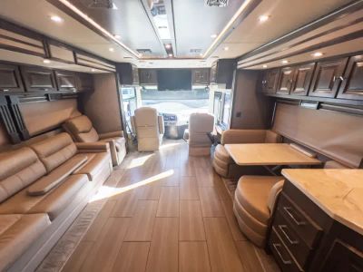 2019 Tiffin ALLEGRO RED - Photo 4