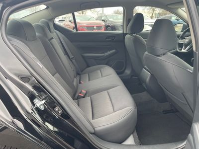 2025 Nissan Altima — photo 18 view