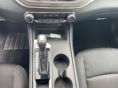 2025 Nissan Altima — photo 14 view