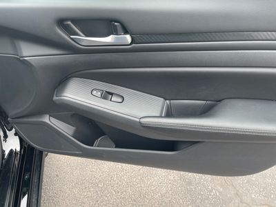 2025 Nissan Altima — photo 20 view