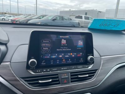 2025 Nissan Altima — photo 12 view