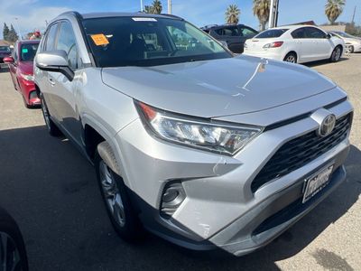 2021 Toyota RAV4 - Photo 3