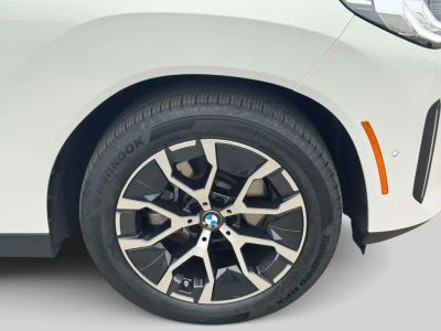 2026 BMW X3 — photo 8 view