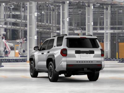 2026 Toyota 4Runner i-FORCE MAX - Photo 7