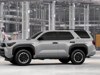2026 Toyota 4Runner i-FORCE MAX - Photo 3