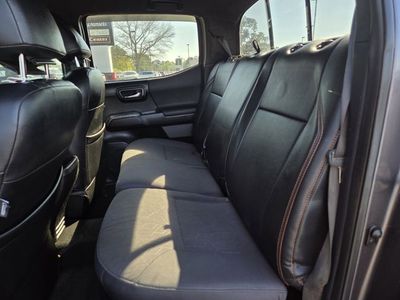 2017 Toyota Tacoma - Photo 16