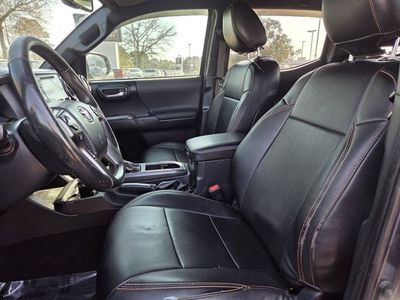 2017 Toyota Tacoma - Photo 11