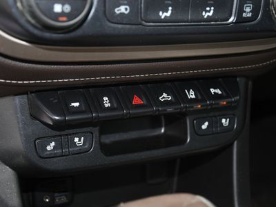 2021 GMC Canyon - Photo 13