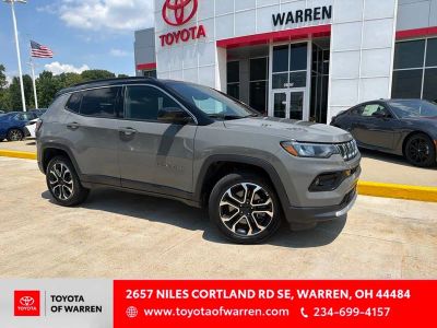 2024 Jeep Compass Limited in Sting-Gray Clearcoat — front three-quarter view