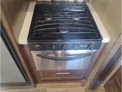 2018 CrossRoads RV Volante — photo 24 view