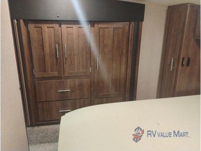2018 CrossRoads RV Volante — photo 17 view
