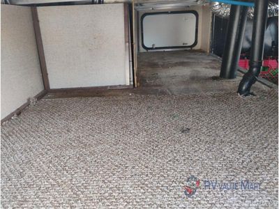 2018 CrossRoads RV Volante — photo 19 view