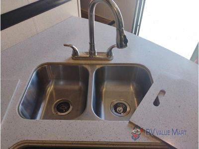 2018 CrossRoads RV Volante — photo 23 view
