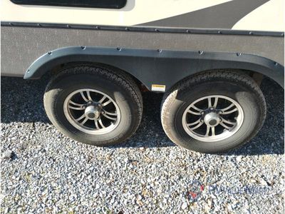 2018 CrossRoads RV Volante — engine compartment view