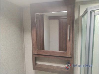 2018 CrossRoads RV Volante — photo 33 view