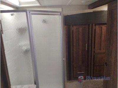 2018 CrossRoads RV Volante — photo 29 view