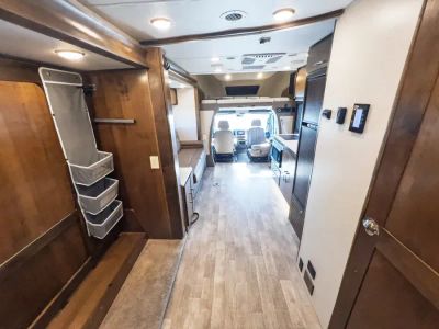 2019 Tiffin WAYFARER - Photo 4