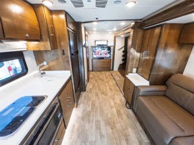 2019 Tiffin WAYFARER - Photo 6