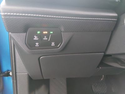 2024 Volkswagen Atlas Cross Sport — photo 13 view