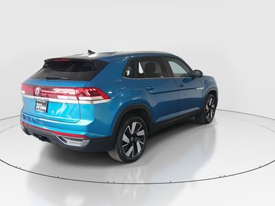 2024 Volkswagen Atlas Cross Sport — photo 7 view