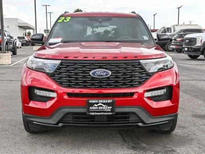 2023 Ford Explorer — side profile view