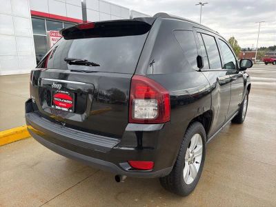 2016 Jeep Compass — interior view