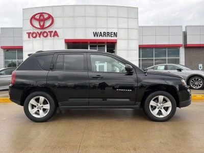 2016 Jeep Compass — rear three-quarter view