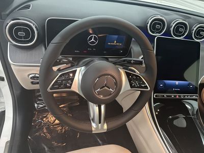 2026 Mercedes-Benz GLC — photo 10 view