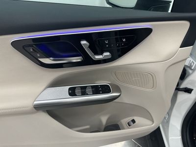 2026 Mercedes-Benz GLC — photo 11 view